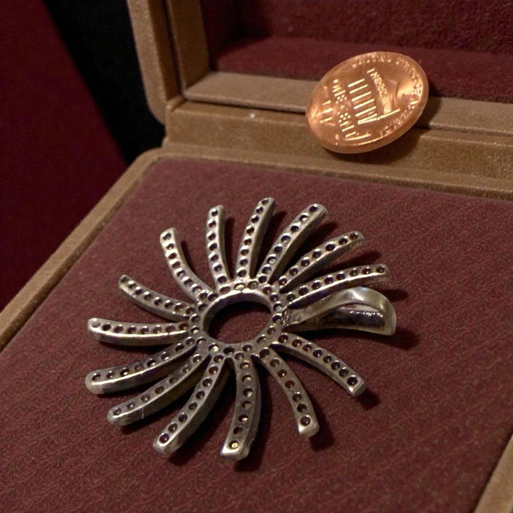 Solid Silver 925 Sunburst Pendant - image 2